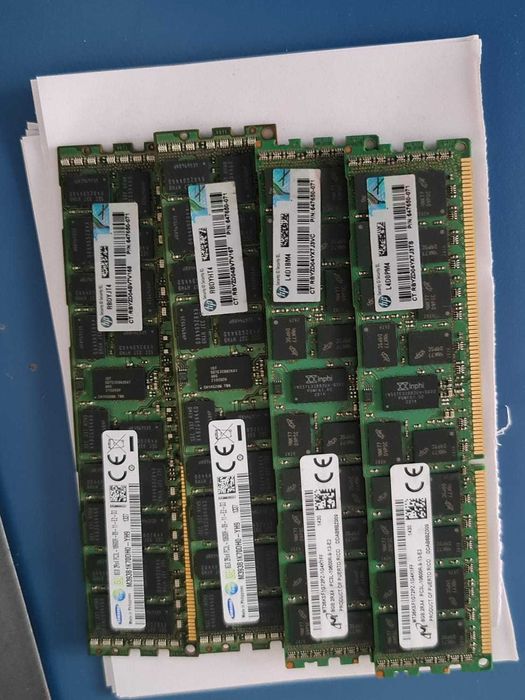 DDR3 32G (4x8Gb 2Rx4) pentru server