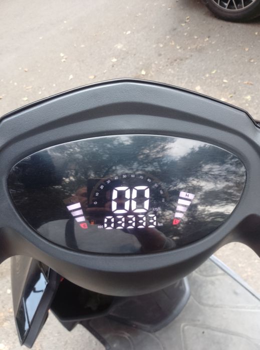 Продам стоковый мопед Лия лу