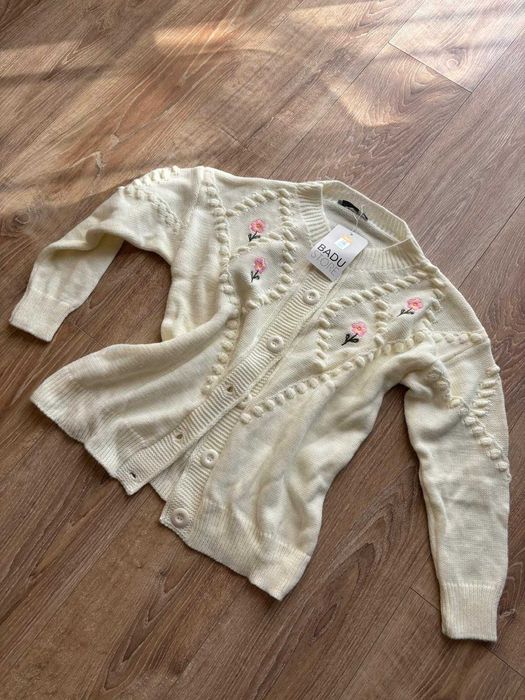 pulover tricotat dama