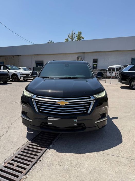 Chevrolet Traverse. Treyding bor Nasiya savdoga beriladi.