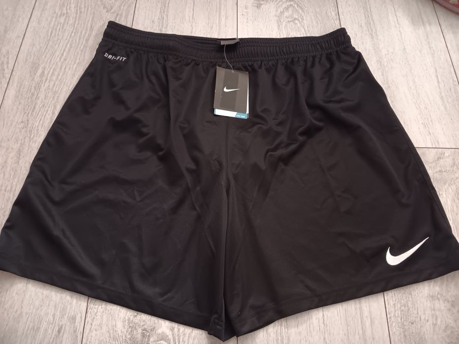 Pantaloni scurti /Short Nike Dry Fit