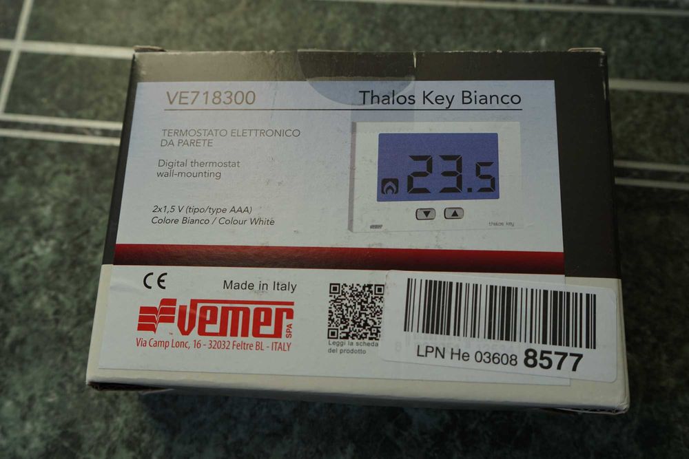 Цифров стенен термостат за котел или термопомпа