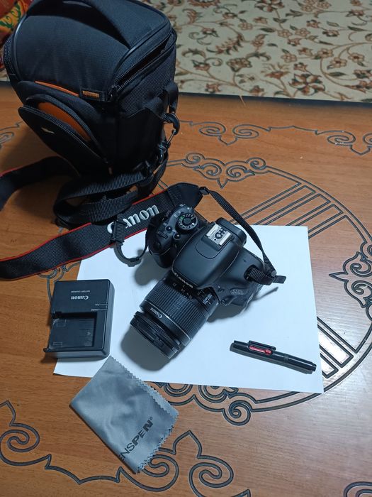 Fotoaparat Canon 600D