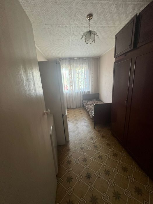 Продам 3 комн квартиру район Уюта