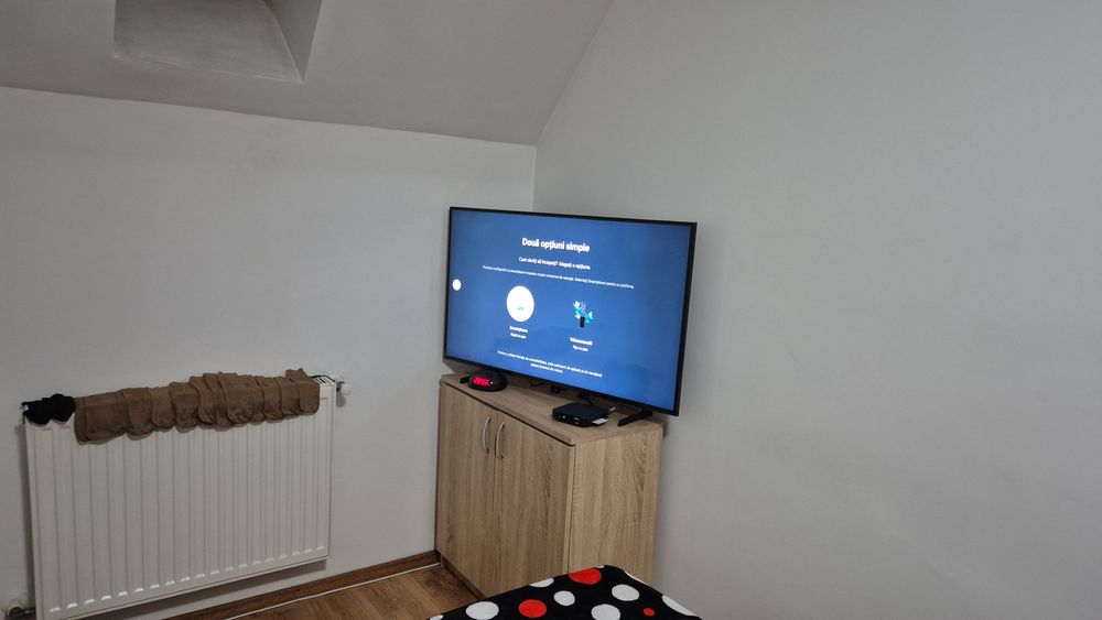 TV Samsung 4K,diagonala 108 cm