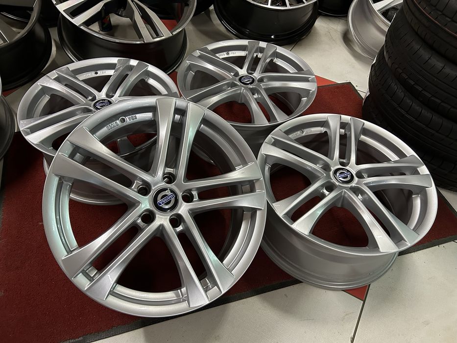 18 цола 5х108 Volvo СХ40 СХ60 СХ70 V60 Range Rover Evoque Ford Mondeo