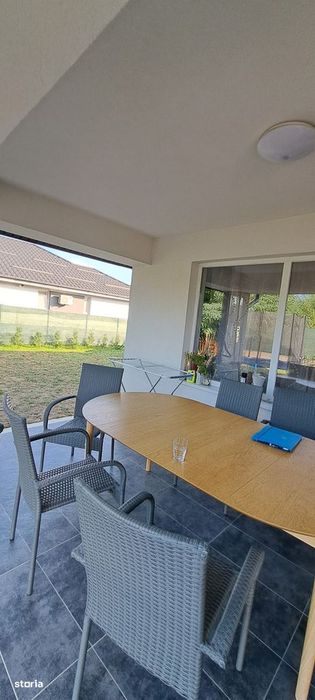 Casa, 3 camere, 2 bai, 575mp teren, centrul Tautii-Magheraus
