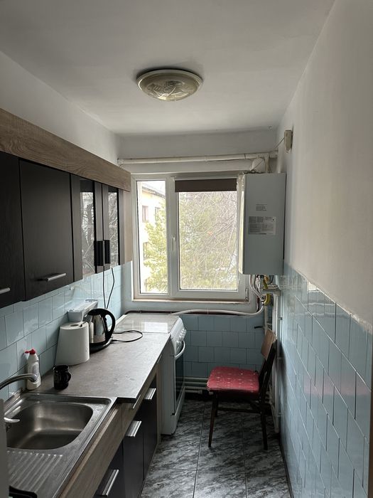 Apartament 2 camere nedecomandat etaj 4