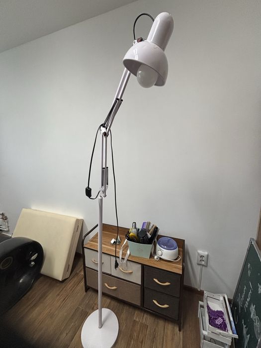 Продам лампу в хорошем состоянии