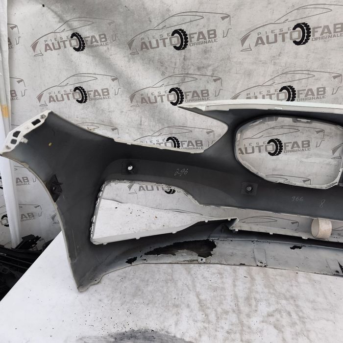 Bara fata BMW Seria 1 F40 an 2019-2020-2021-2022-2023-2024