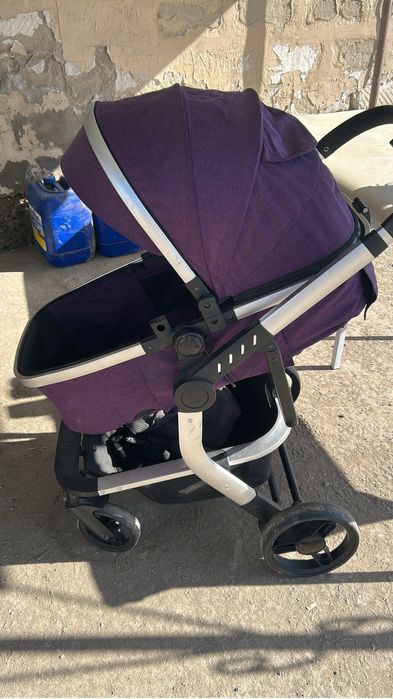 Продам коляску для прогулки малыша в отличном состоянии