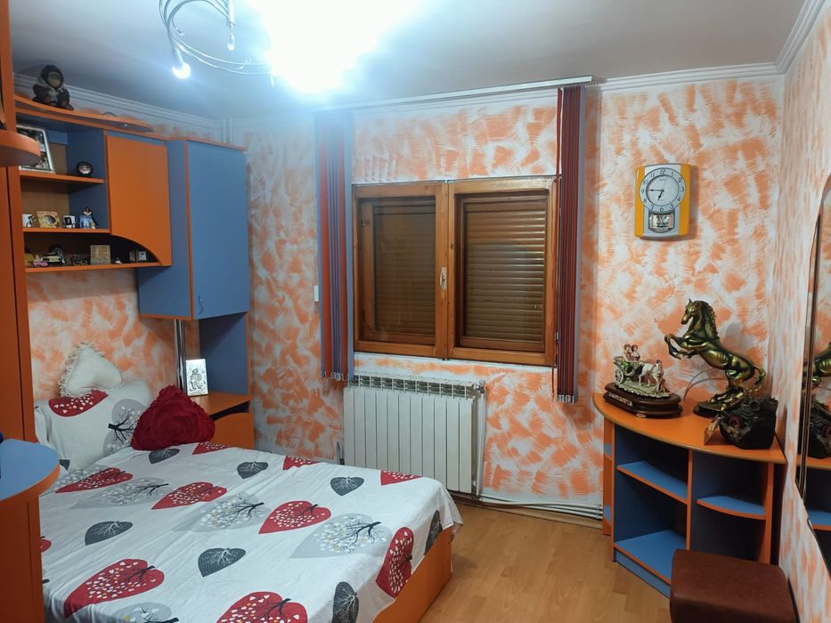Apartament 4 camere