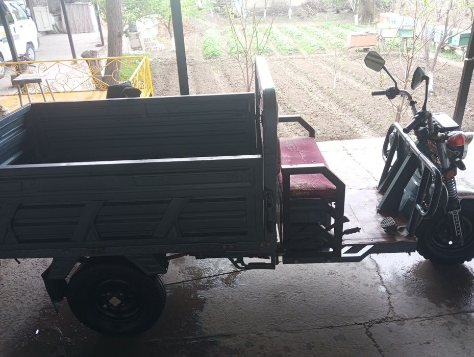 Skuter sotiladi Adres Sarxang 7mln narxi