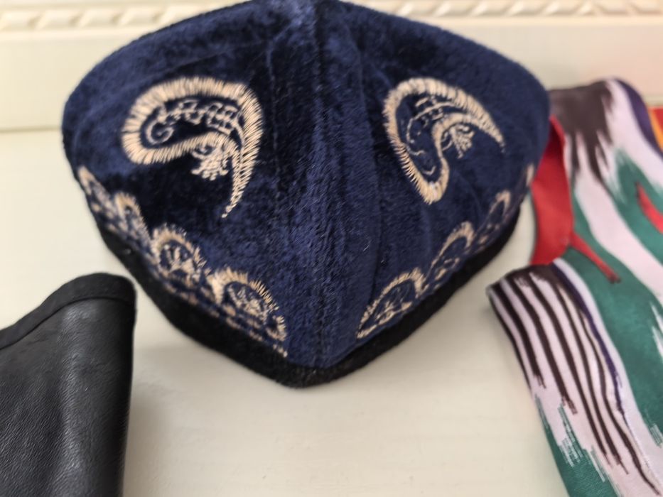 Узбекскии национальный костюм