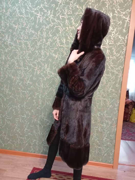 Норковая шуба коричневая