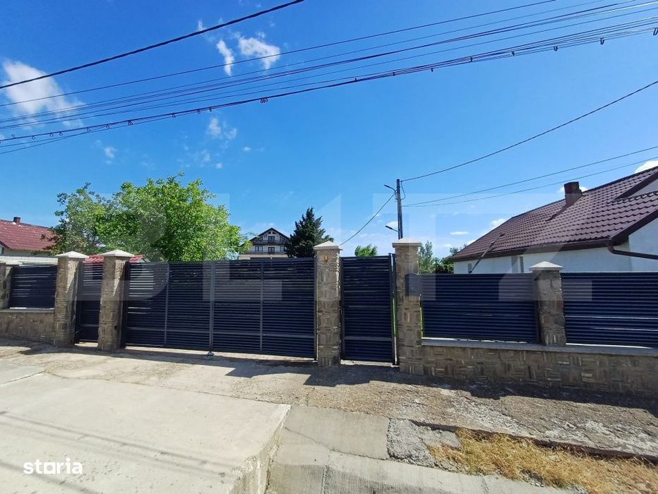 Casa cu 8 camere, 400 mp, 15 ari teren, Salcea