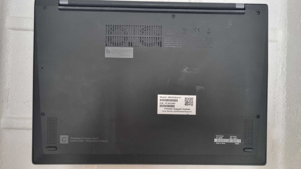 Lenovo ThinkPad X1 Carbon Gen 9 14", i7 11th Gen, 32 GB RAM, 1TB NVMe