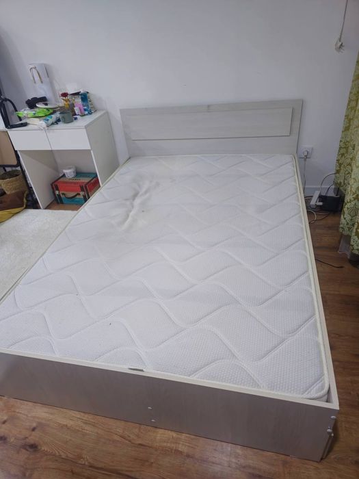 Продам кровать 1,5м*2м