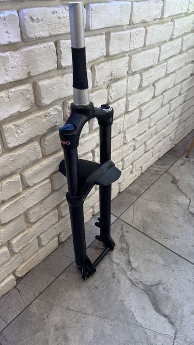 Вилка SR Suntour XCR34 29 Boost