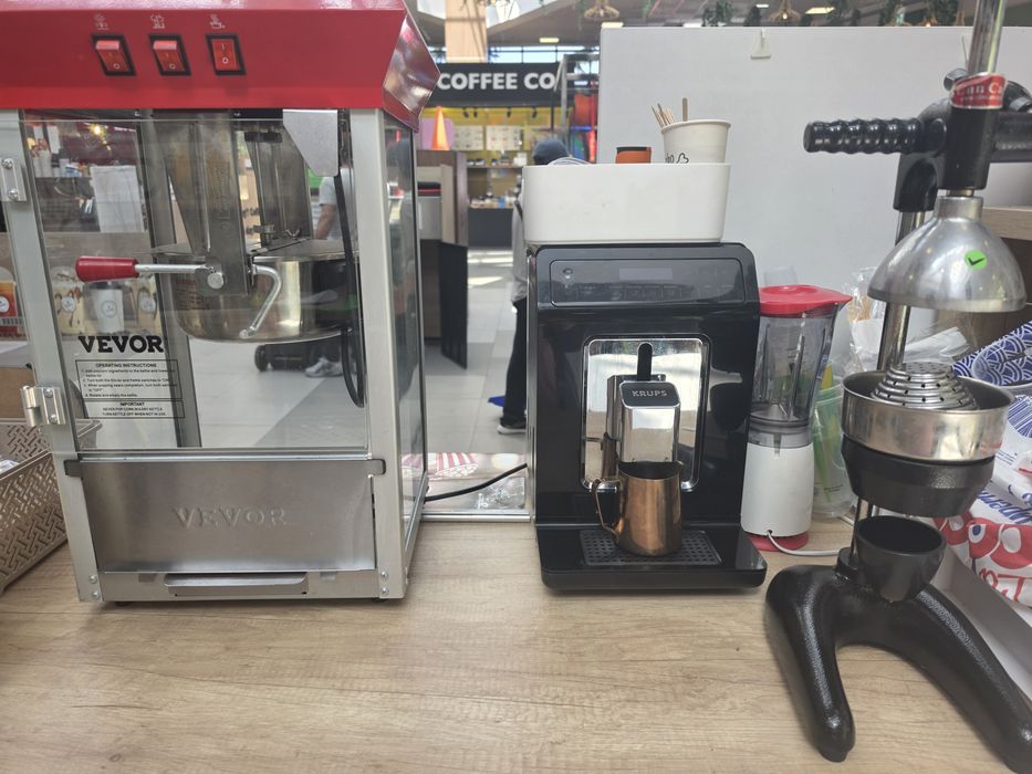 Afacere la cheie 8CTEA  BUBBBLE  TEA & MORE