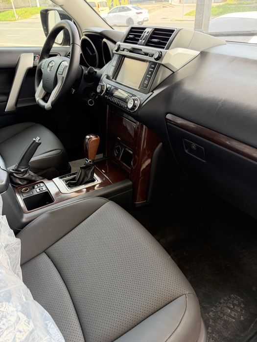 Toyota prado 150