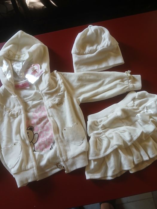 Нов комплект 4 части.