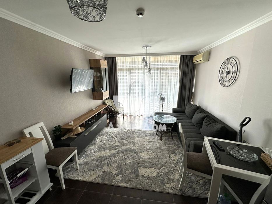 Продава се Двустаен апартамент в Свети Влас - 79 кв.м за 807 €/кв.м - Снимка #1