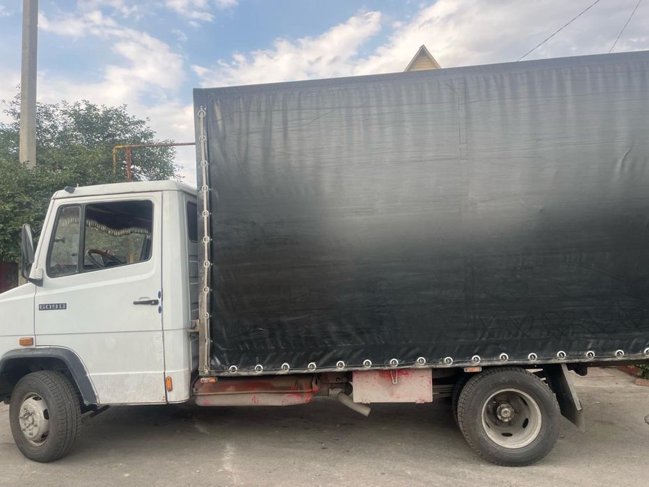 Продам Mercedes-Benz 609D