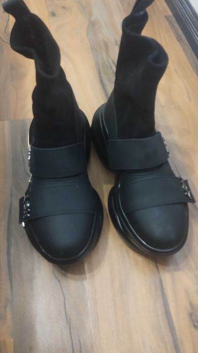 Боти тип маратонка