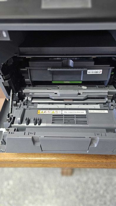 Imprimanta multifunctionala Brother DCP-L5500DN