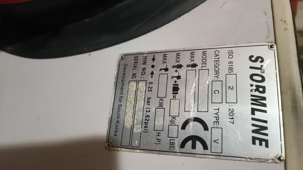 Lodka sotiladi yoki barter avtoga