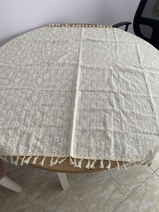 Скатерть новая с ромашками