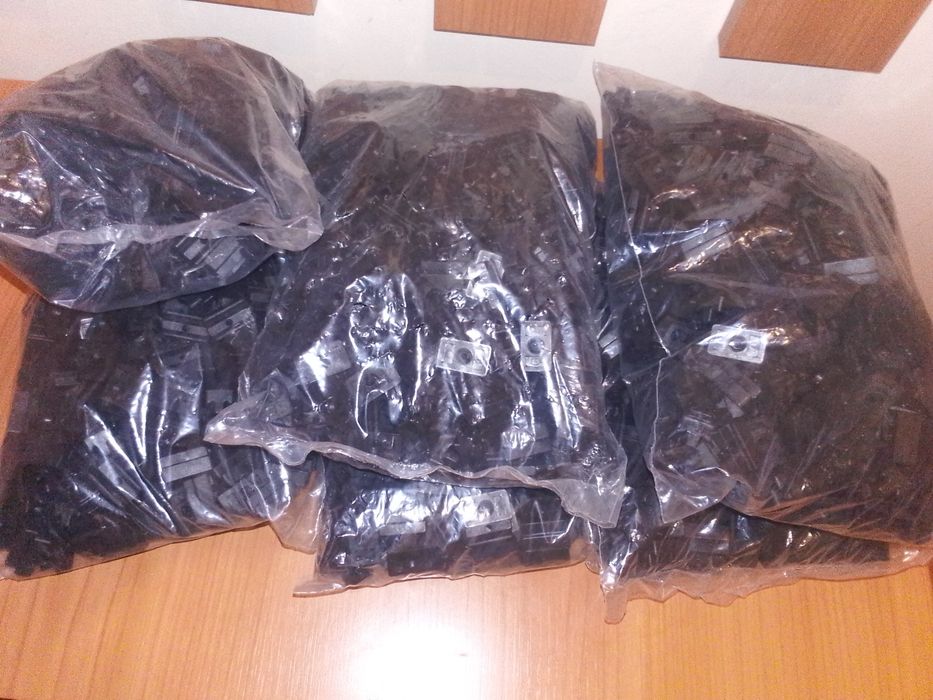 Cleme prindere placi WPC