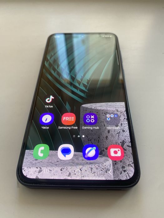 Продам Samsung A35 (8GB)