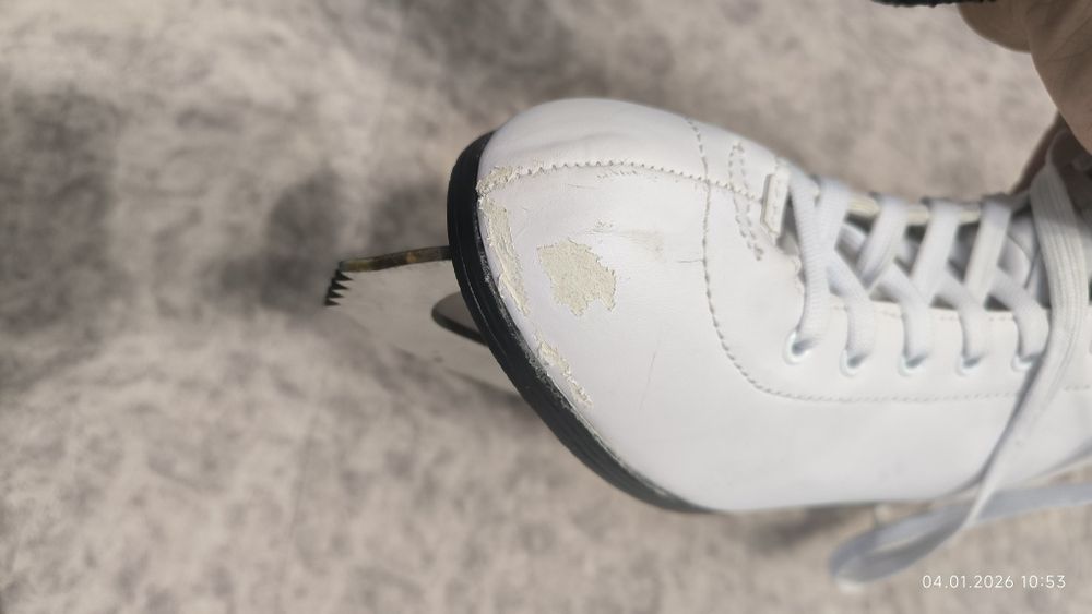 Фигурные коньки Nicole 39 размер