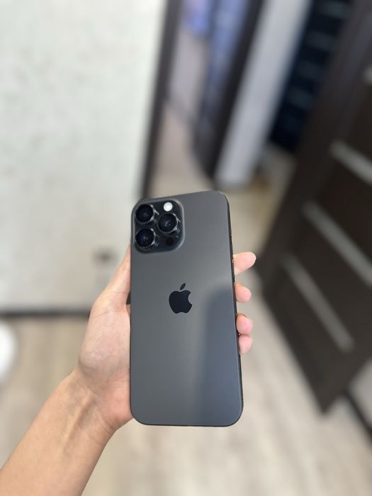 Продам 16 Pro Max!