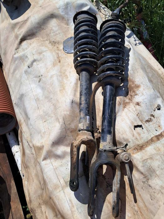 Предни Амортисьори за MERCEDES W164 ML 320