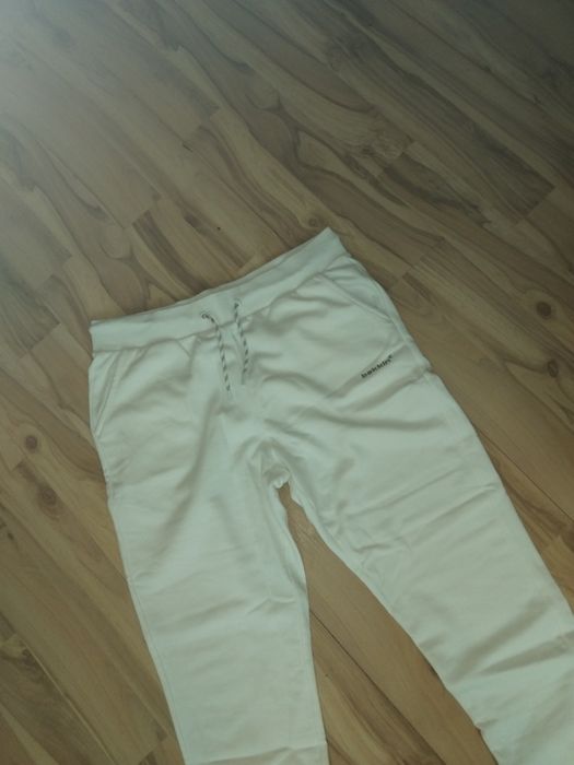 Бяло дамско долнище 2хл ново