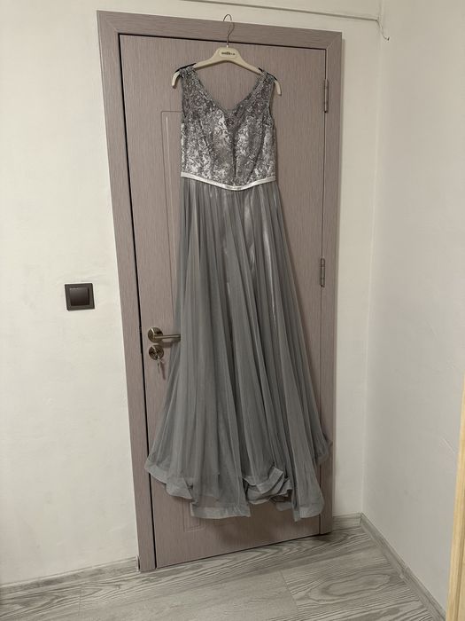 Официална рокля р-р S