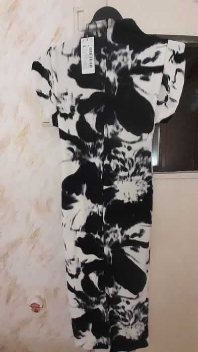 Дамска ефектна рокля