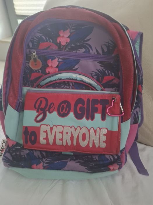 Ученическа раница за момиче