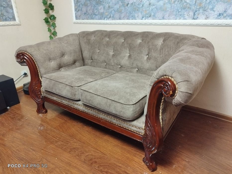 Диван Честерфилд