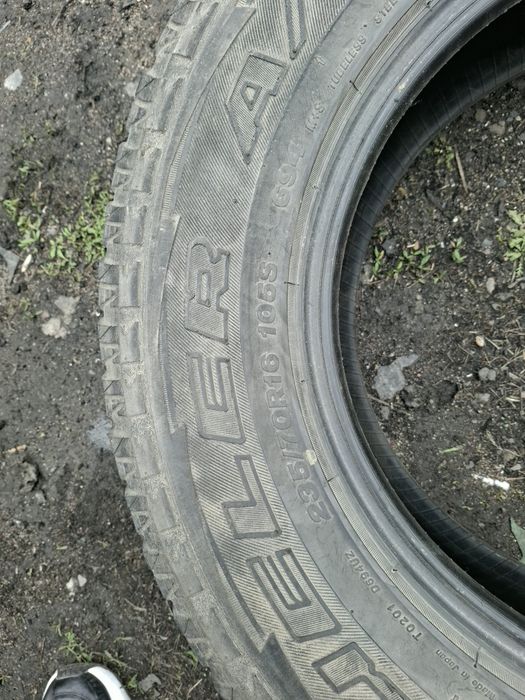 Продам резины 235 70 Р16
