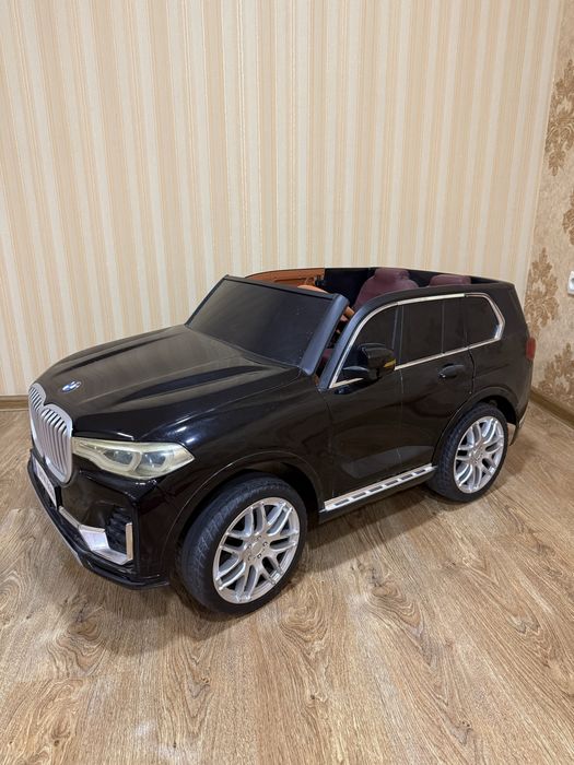 BMW bolalar mashinasi. Holati zo’r