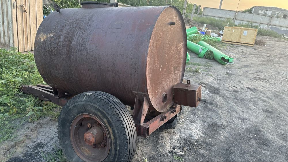 Продам бочку 2 куба можно под воду