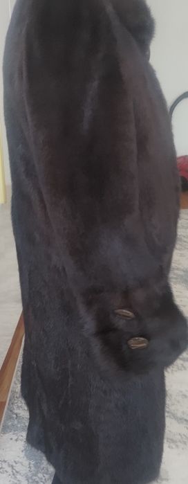 Продам шубу норковую
