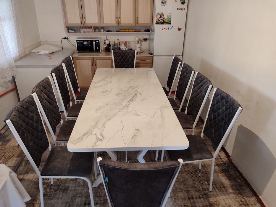 Кухонный стол +стулья