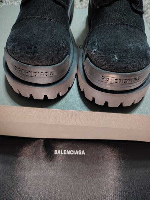 Balenciaga strike boot