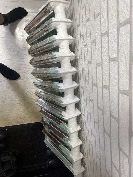 Продам чугунные батареи