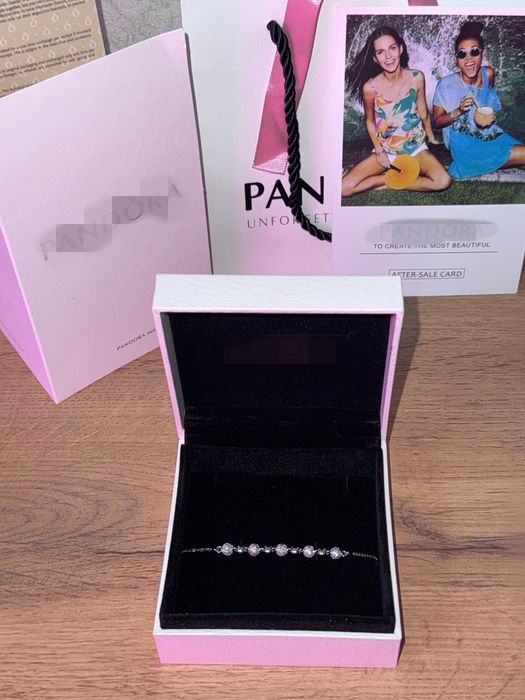 Подарочный набор, браслеты, кулоны, серьги